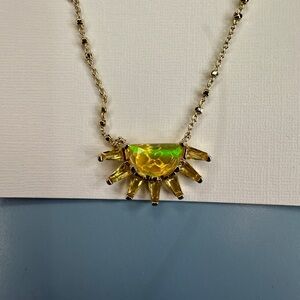 Kendra Scott Samantha Sun Gold Short Pendant Necklace